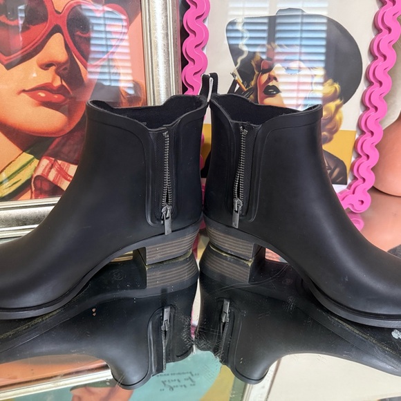 Lucky Brand Basel Black Rain Boots - Picture 4 of 5